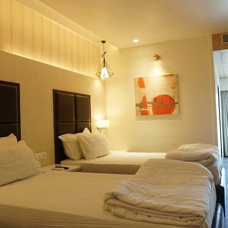 Palette Four Seasons Recreation Resort Jalgaon Exterior foto