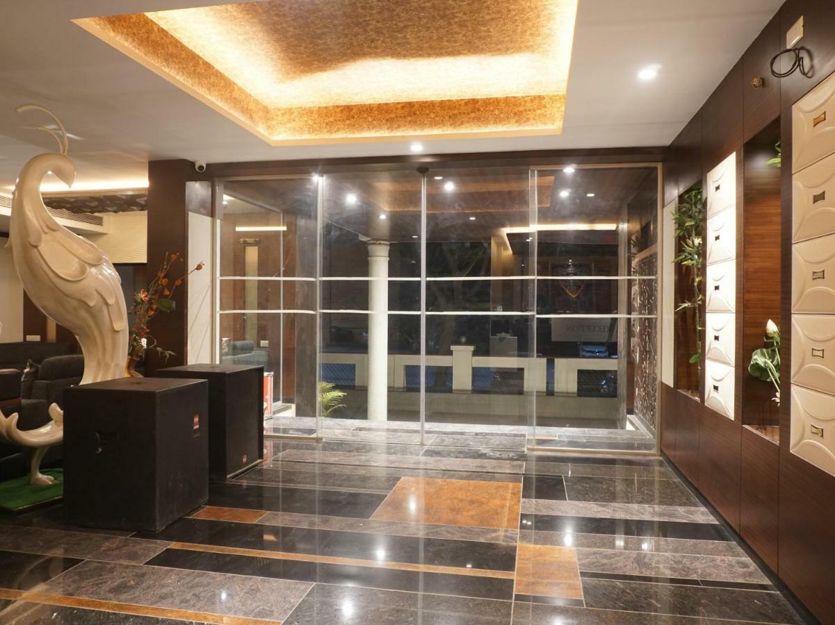 Palette Four Seasons Recreation Resort Jalgaon Exterior foto